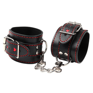 Set <span class=keywords><strong>de</strong></span> Bondage <span class=keywords><strong>de</strong></span> Cuero SM, Esposas, Collar <span class=keywords><strong>de</strong></span> Tracción con Decoración en Forma <span class=keywords><strong>de</strong></span> Corazón, Restricción para Adultos, Juguetes Sexuales para Entrenamiento <span class=keywords><strong>de</strong></span> Esclavos - Product Image 5