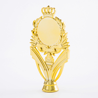 Partie en plastique de Figure de couronne d'or la plus chaude du trophée pour le petit trophée de Football Football Tennis Cricket HP32