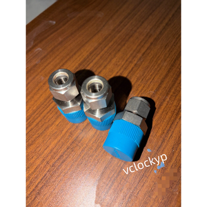 Raccord Swagelok SS-600-1-6 pour tube OD mâle NPT, (LOT de 33) d'occasion - Product Image 1