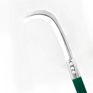 Hoz de Acero al Manganeso Afilada de 67.5 cm con Mango Verde, Herramienta Agrícola Ligera para Cosecha y Desmalezado al Aire Libre - Product Image 3