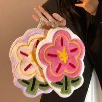 Serviettes de toilette en microfibre corail, petites, mignonnes, à l'aspect soigné, brodées en forme de fleur, sans peluches, très absorbantes, suspendables et anti-odeurs