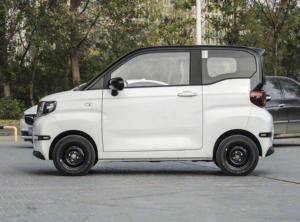 QQ Ice Cream Sundae Edition 2025 155KM Mini Auto Elettrica EV LHD 3 Porte Compatta per Uso Quotidiano in Città - Product Image 3