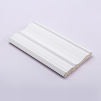 Moulures de plafond en panneau de densité non fini, personnalisables en gros, avec apprêt blanc, motif de moulure en plâtre