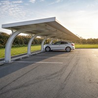 Abri de voiture en acier, abri métallique pour voiture, abri de stationnement, auvent de voiture, structure en acier préfabriquée, prix d'usine personnalisé, vente en gros