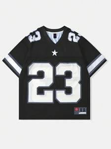 Maglia Rossa Numero <span class=keywords><strong>Venti</strong></span> Tre con Stelle, Estiva a Maniche Corte, Oversize Casual in Maglia da 200 Grammi con Motivo - Product Image 2