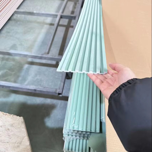 Chine beau panneau mural wpc 100% nouvelles matières premières conception étanche <span class=keywords><strong>grain</strong></span> de bois blanc pour la maison - Product Image 1
