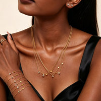 Collier Pendentif Alphabet 26 Lettres en Zirconium Plaqué PVD Joolim, Étanche, Tendance et Élégant, en Acier Inoxydable, Vente en Gros