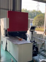 Pompe de construction flexible entraînée par moteur automatique CNC ventouse noyau composant moteur nouvelle génération presse plieuse