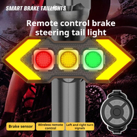 Feu arrière de vélo pour la conduite nocturne, clignotant directionnel, feu d'avertissement pour vélo de route, télécommande sans fil, capteur de freinage