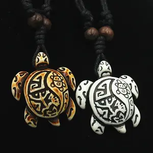 Ethnischer Stil Mock Yak Bone Turtle Anhänger Halskette Custom Carved Rune Turtle Halskette für Männer & Frauen Modeschmuck
