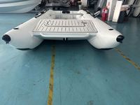 Bateau pneumatique catamaran en aluminium de 380 cm, Mehler PVC, 6 personnes, avec plateforme de pêche à l'avant, pour le sport, fabrication chinoise, personnalisation possible.