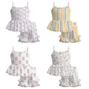 Preventa al por mayor: Conjuntos de verano para niñas pequeñas con estampado de flores pequeñas de Trendyism Boutique, de algodón orgánico y elastano suave, MOQ 5. - Product Image 1