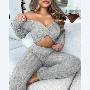 A6610 maglione di alta qualità più venduto set invernali da donna set di pezzi indefiniti completi aderenti senza spalline set di 2 pezzi abbigliamento