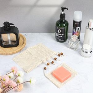 Sac à savon ovale 100 % naturel avec éponge exfoliante, cordon de serrage et bande en coton - Product Image 3
