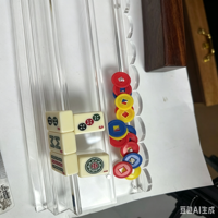Nouvelle règle de Mahjong double 2026 en acrylique transparent avec processus de bord ondulé, personnalisable pour une utilisation plus pratique