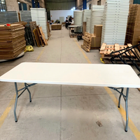 Table de marché extérieure moderne et minimaliste, résistante à l'huile, durable, pliable, en plastique HDPE blanc, design rectangulaire, directement de l'usine