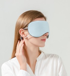 Mascherina per Dormire a Doppia Faccia Regolabile in Seta Ghiaccio Calda-Fredda - Senza Pressione sulle Orecchie, Ideale per Viaggi, Blocca la Luce e Traspirante - Product Image 3