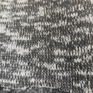 El más barato de punto de poliéster cepillado <span class=keywords><strong>spandex</strong></span> tejido elástico rollo Jersey cepillo telas para suéter cardigan - Product Image 1