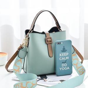 <span class=keywords><strong>Sac</strong></span> à bandoulière à fermeture éclair en PU pour femmes Styles <span class=keywords><strong>de</strong></span> transport polyvalents Intérieur spacieux Color-Block Chic Parfait pour les déplacements quotidiens ou les sorties - Product Image 2