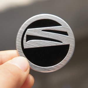 Máquina de Grabado de Placas con Letras y Números Cromados en 3D Personalizada 2019, Emblema para Tablero de Auto, Impresión de Logotipos, Pegatinas - Product Image 4