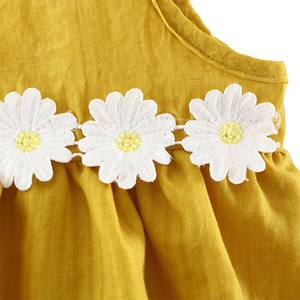 Huzhou moda verano crisantemo chicas atado falda ropa bebé precio al por mayor niño lindo conjunto de ropa de bebé niña - Product Image 2