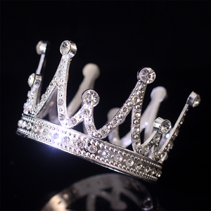 Fata di lusso perla piccola corona di diamanti di perle Mini corona di compleanno per bambini torta decorazione corona all'ingrosso - Product Image 6