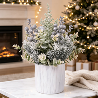 Tanaman Natal Mini Buatan dari Perak Berkilauan, Pohon Pinus dan Eucalyptus Berlapis Salju dalam Pot, Dekorasi Tengah Meja Natal Grosir