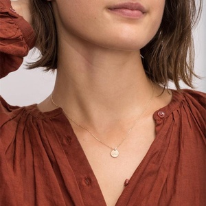 Preziosa collana Dei Monili delle donne Oro Argento Oro Rosa Semplice Disco Pendente Della Ragazza di alimentazione Femminista Tette choke Collana dei monili - Product Image 3