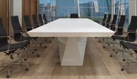 Table de conférence de grande taille à 16 places, texture marbre, pour salle de bureau de direction, design moderne, prise intelligente, vente chaude