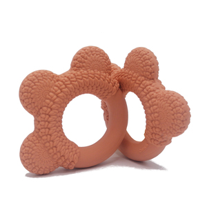 Banby Adorable Pingouin Nouveau compagnon de bain pour bébé de 0 à 24 mois Jouet en caoutchouc naturel mignon et doux Unisexe - Product Image 3