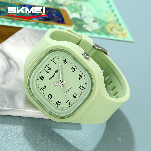SKMEI 2501 Simple Stylish Men's and Women's Unisex 5ATM Waterproof Wristwatch Available in Multiple Colors Silicone Watch