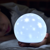 Lampe led Rechargeable en Silicone avec projection d'étoiles, luminaire décoratif idéal pour la chambre d'un enfant