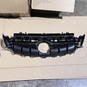 Calandre en argent/noir pour <span class=keywords><strong>Mercedes</strong></span> benz w213 e63s, grille style <span class=keywords><strong>AMG</strong></span>, <span class=keywords><strong>prix</strong></span> d'usine, 2016 — 2019 - Product Image 2