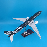 Modèle d'avion en résine ABS de 47 cm, avec éclairage LED, train d'atterrissage, représentant un avion Air New Zealand B777, ornement pour exposition, logo personnalisé OEM ODM