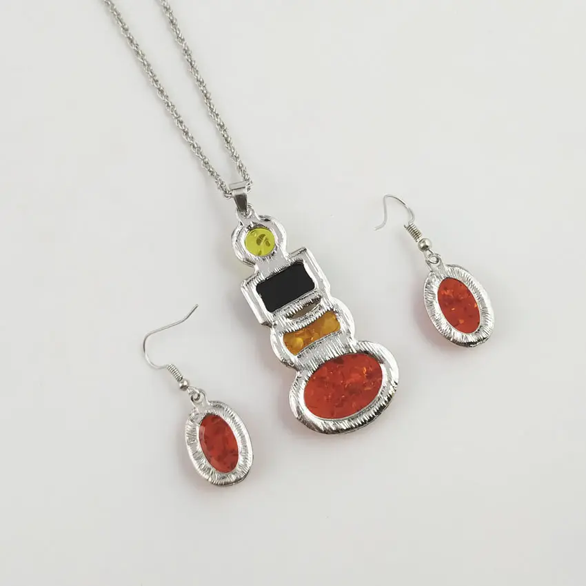 00089-10 2021 Colorful Insect Imitation Amber Resin Stone Geometric Shaped Pendant Necklace und Earrings Set