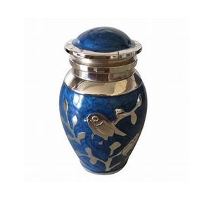 Vente chaude de haute qualité fabriqué à la main prêt à expédier souvenir de crémation en laiton pour les restes humains - Product Image 5
