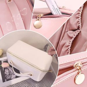 Sacs cosmétiques de voyage personnalisés en cuir PU, pochettes de maquillage portables, trousses de toilette, sacs de rangement pour produits de beauté et de soin, fabrication OEM - Product Image 5