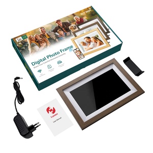 กรอบรูปดิจิตอล Frameo ขนาด 10.1 นิ้ว พร้อม WiFi, กรอบรูปดิจิตอลอัจฉริยะ ความจุ 32GB, แชร์รูปภาพและวิดีโอได้ง่ายผ่านแอป FRAMEO (กรอบไม้) - Product Image 6