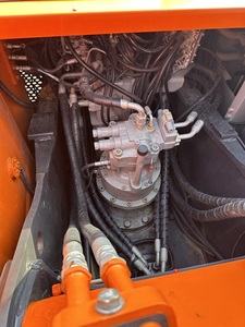 รถขุดมือสอง Hitachi zx200 ขนาด 20 ตัน สภาพดี ชั่วโมงการทำงานต่ำ ราคาดีที่สุด มีสินค้าในสต็อก - Product Image 6