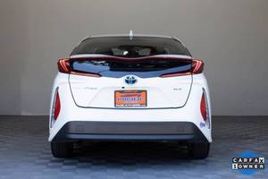 Meilleur prix pour voitures d'occasion en cuir à propulsion arrière avec régulateur de vitesse adaptatif pour Prius Prime XLE 4 portes à hayon à vendre - Product Image 2