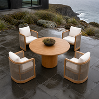 Ensemble table et chaises d'extérieur en teck moderne, mobilier de jardin pour villa, ensemble salle à manger pour cour, mobilier de patio pour complexe hôtelier, ensemble table d'extérieur