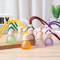 Diffuseur d'aromathérapie pour voiture en verre, pendentif, flacon de parfum, diffuseur d'aromathérapie pour voiture suspendu, vente en gros