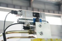 Prensa Plegadora Electrohidráulica Servocontrolada con Simulación de Plegado Offline, Importación de Parámetros con un Solo Toque, Detección de Ángulo en Tiempo Real para Chapa Metálica