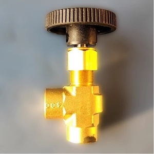 Vanne à aiguille Parker 1/4 po NPT manuelle 2 voies en laiton pour milieux à température normale - Product Image 1