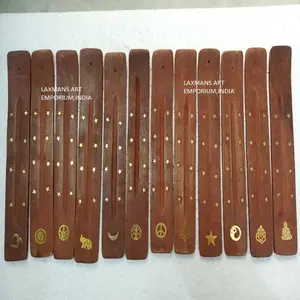 Mango legno intagliato ottone intarsiato Mix disegni bastoncini di incenso bruciatori/titolari fornitore all'ingrosso da India