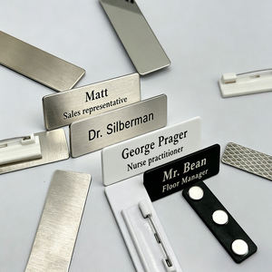 Placa de Identificación Personalizada de Acero Inoxidable, Resistente, con Grabado por Sublimación, Botón Magnético con Nombre para Empleados, para Uso Diario - Product Image 4