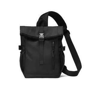 Bolso Bandolera de Nailon Resistente al Agua, con Logotipo, Múltiples Compartimentos, Duradero y Portátil, para Hombre, para Todas las Temporadas - Product Image 1