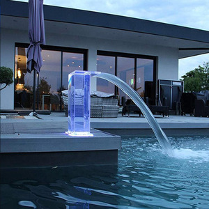 Cascada de Piscina Acrílica para Exteriores con Luces LED RGB (para Fuentes de Piscina LED) - Product Image 1