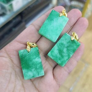 JF7356 Pingentes de etiquetas para cães retangulares banhados a ouro 18K CZ Pave Natural <span class=keywords><strong>Jade</strong></span> Verde Genuíno Pedra Jadeite - Product Image 3