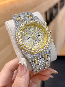 <span class=keywords><strong>Orologio</strong></span> da Polso Hip Hop Bling Diamantato da <span class=keywords><strong>Uomo</strong></span> 2026, Lusso <span class=keywords><strong>Argento</strong></span> Iced Out, al Quarzo, Impermeabile, alla Moda - Offerta Calda - Product Image 5